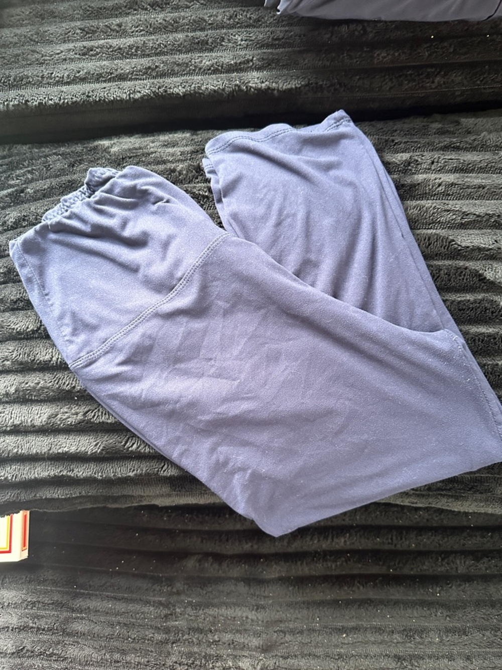 Blue capri leggings